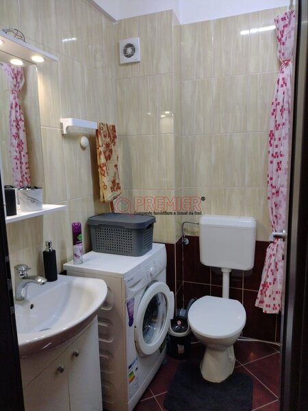 Metrou Dimitrie Leonida, garsoniera.